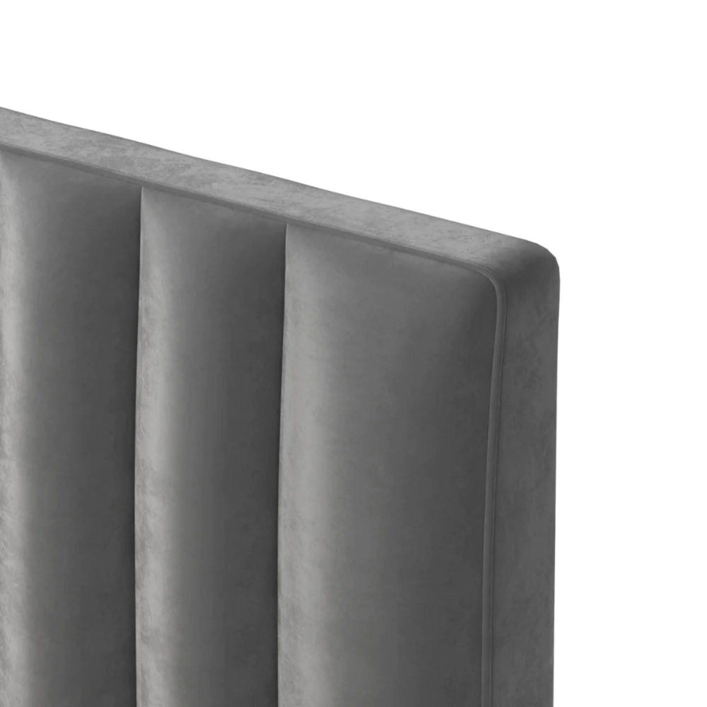 Letto a piattaforma in velluto Ava 